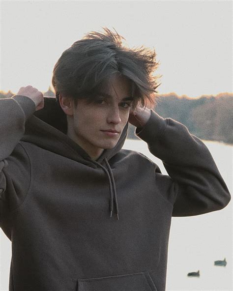 @edd_banu | Wavy hair men, Brown hair men, Haircuts for men