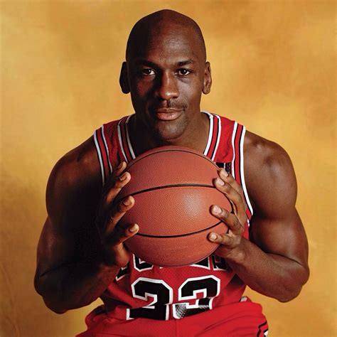 Michael Jordan - Chicago Bulls | Michael jordan chicago bulls, Michael ...