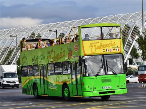 Valencia Sightseeing Buses - Hellotickets