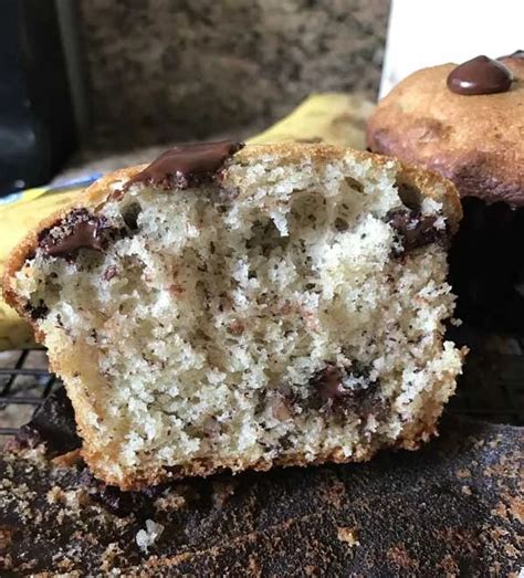 jumbo banana chocolate chip muffins