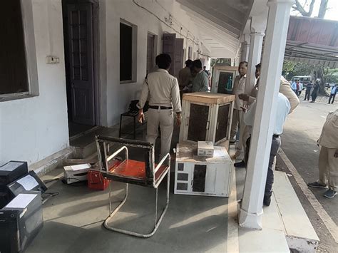 Guna Court Seizes PWD Assets Over ₹38 Lakh Arrears
