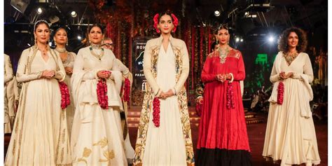 Blenders Pride Fashion Tour, powered by FDCI, celebrated Rohit Bal in ...