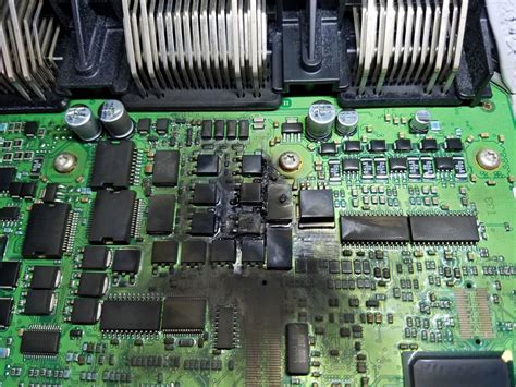 Rezultat imagine pentru PCM Powertrain Control Module On A2003 Chevy Malibu