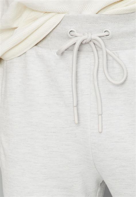 Buy Men Solid Knit Joggers Online at just Rs. 899.0 - 1000013012924 ...