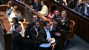 Two MPs calling for Palestinian state disrupt Trump speech to Israel's ...