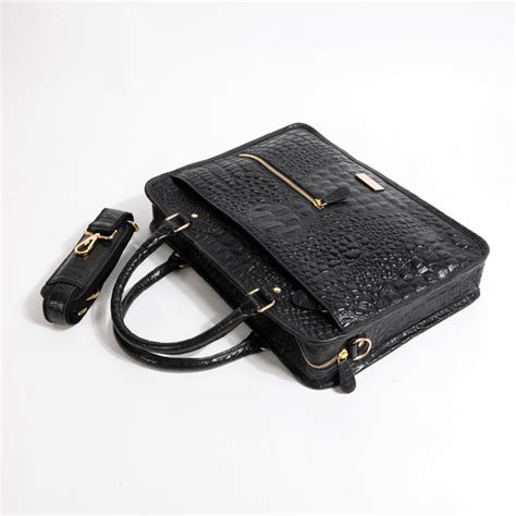 TAN CROCO LEATHER LAPTOP BAG – Kinnoti