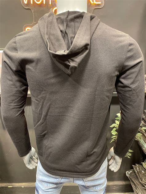 Black Matty Hooded Tee – Likera