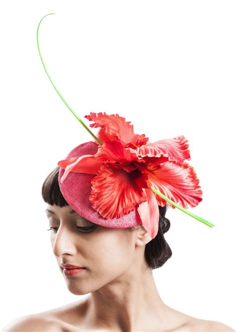 Our new Lucie hat could illuminate this rainy day! The summer is coming ...