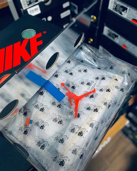 Virgil Abloh Archive Off-White Air Jordan 1 Alaska White 2026