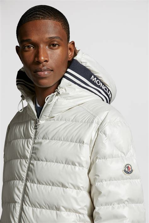 Moncler puffer jacket mens sale sales