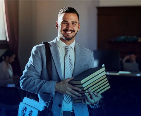 Financial Advisor Training Programs 的图像结果