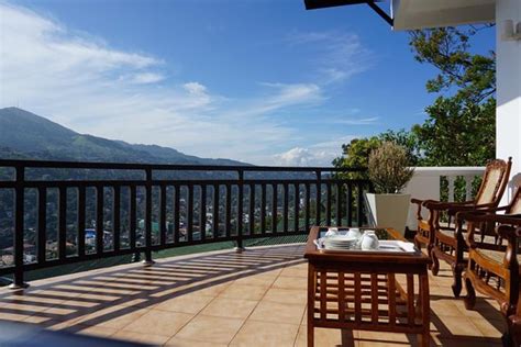 THE SKYDECK KANDY - Specialty Hotel Reviews, Photos, Rate Comparison ...
