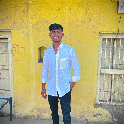 Kiran Sonawane | TULA PUKAR DIL MANA.. ️ ️ . . . . . . .#instagram # ...