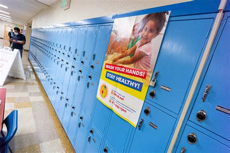 LAUSD mandates COVID vaccines for all employees - Daily News