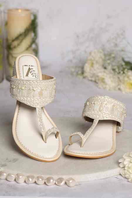 Buy White Cut Work, Stones, Beads Nooriya And Kolhapuri Block Heels by ...