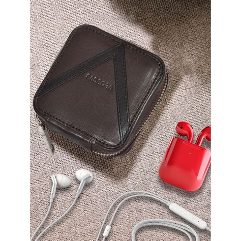 Buy Sassora Premium Leather Unisex S Travel Pouch Accessories (S) Online