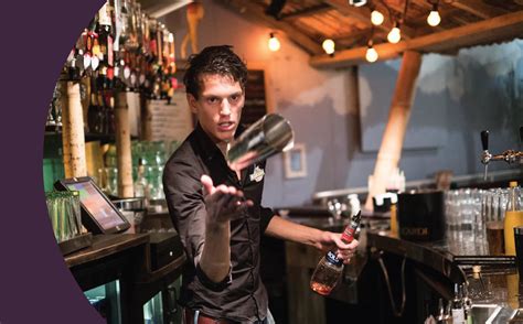 How To Become A Bartender – With No Experience