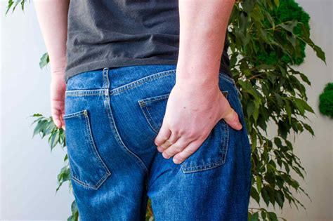 Pinched Nerve in Hip: Symptoms & Treatment | Marietta AICA