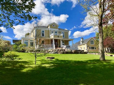 TATTINGSTONE INN (Wolfville, Nova Scotia) - Inn Reviews, Photos, Rate ...