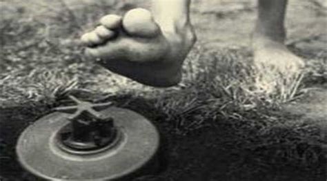 Suspect Rohingya Refugee Killed In Landmine Explosion along Bangladesh ...