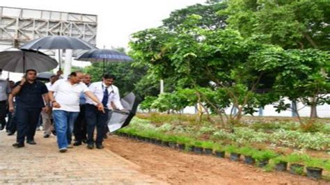 Delhi LG launches work to ‘aesthetically upgrade’ Dhaula Kuan to IGI ...