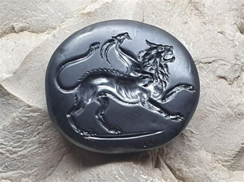 Mythology images - Engraved cameos, intaglios, gems replics, seashells ...