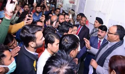 KGMU Strike: UP Deputy CM issues stern warning, threatens to impose ESMA