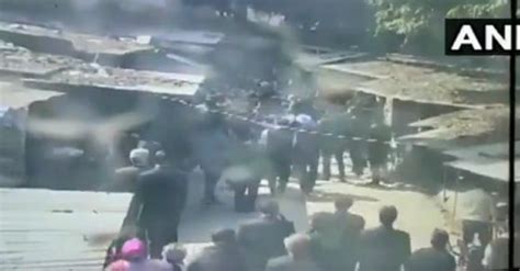 [WATCH] Video shows bomb going off in Lucknow court, Bar association ...
