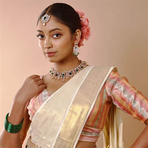 Emerald & CZ Diamond Mangtikka with Pearl Drop - Exquisite Elegance ...