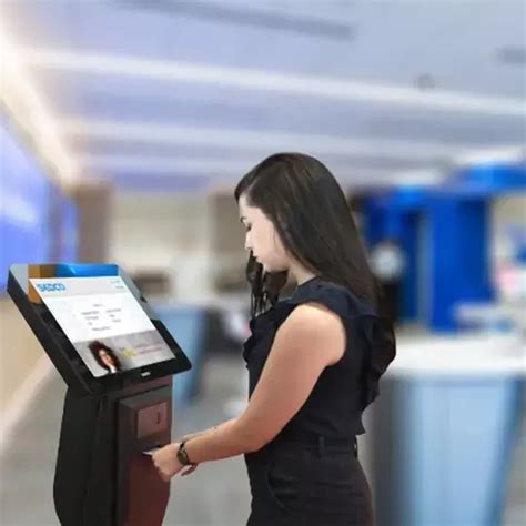 Image result for Stack vs Queue Ticket Line