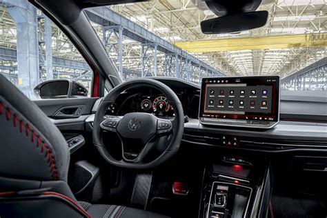 Volkswagen Golf GTI Edition 50 Unveiled With 325 HP and Record Nurburgring Lap Time - autoevolution