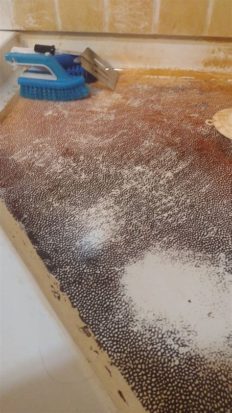 Any advice for heavy rust buildup on a textured shower floor? : r ...