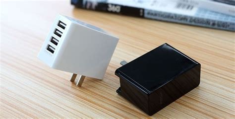 Rock ® Rocket Travel 4 USB 6.8A Output Fast Charger - Universal ...