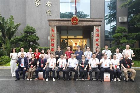 许昌石岩外语学校，许昌青年人外语充电专家，专升本英语培训王牌