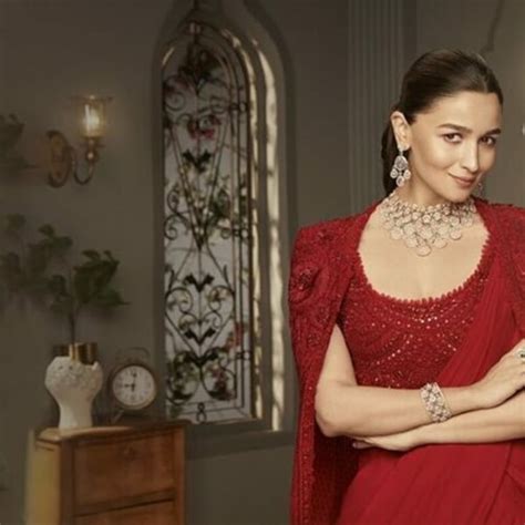 Malabar Gold & Diamonds plans to open the largest jewellery store in ...