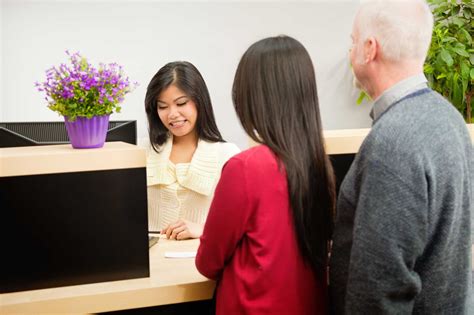 What Do Bank Tellers Do and What Kind of Training Do They Need?