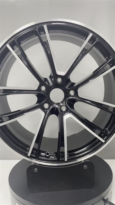 T6061 Custom Swallowtail Design 15-24 Inch 60mm 61mm Forged Alloy 5x120 ...