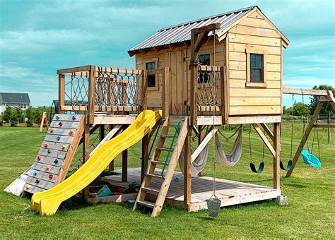 Outdoor Playhouse Ideas