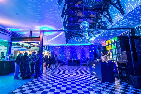 GALLERY — Ideal Glass Studios