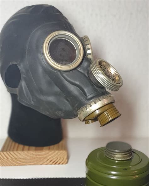 Soviet GP-5 Gas Mask Kit | camouflage.ca