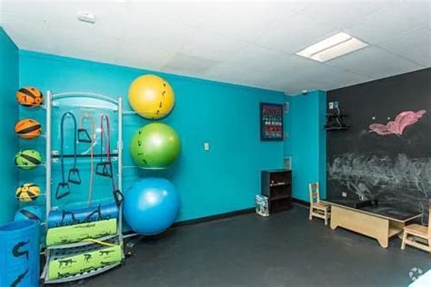 Pleasant Plaza - Malden, MA 02148 | ApartmentGuide.com