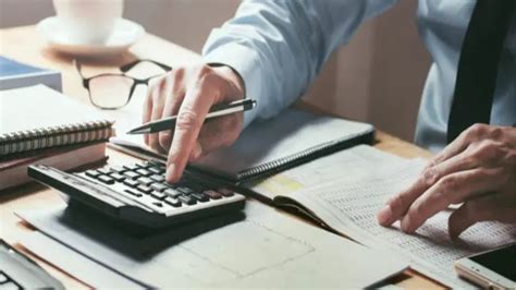 ரூ.45,000 சம்பளம் பெறுபவருக்கு எவ்வளவு கிராஜுவிட்டி கிடைக்கும்? இதை ...