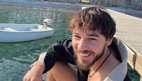 Onur Bay kao Bulent u seriji Kirli Sepeti | Korpa za veš - Najbolje ...