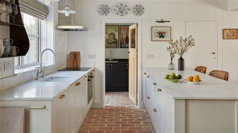 Narrow Kitchen Floor Tile Designs
