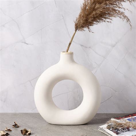 Ceramic Donut Vase- White (Large) – The Decor Mart