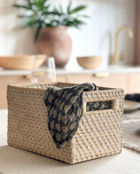 RATTAN RECTANGULAR BOX – ALTROVE