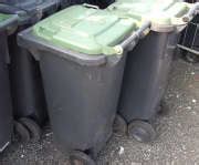 gebrauchte Müllbehälter Müllwagen und Kehrmaschinen gesucht in Piotrkow ...