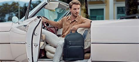 Buy Leather Bags for Men Online - Laptop, Backpack & Messenger Bags ...