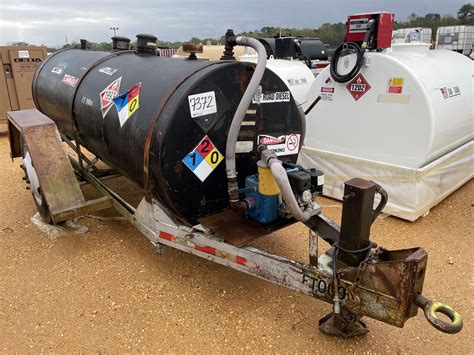 1,000 GALLON Fuel Tank - J.M. Wood Auction Company, Inc.