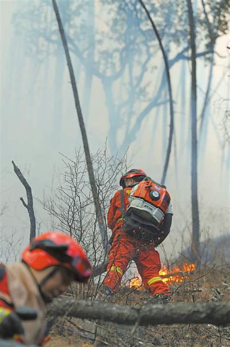 贵州：消防员鏖战五天五夜成功扑灭山火_腾讯视频